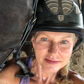 Animal Communicator For Living and Passed Pets - Greenville, SC