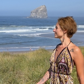 Animal Communicator & Medium - Oregon City, OR
