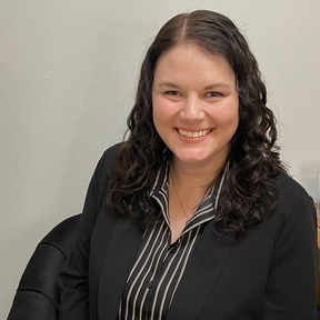 Ashleigh Dickens - Pet Loss Grief Counselor - Edgewater, FL