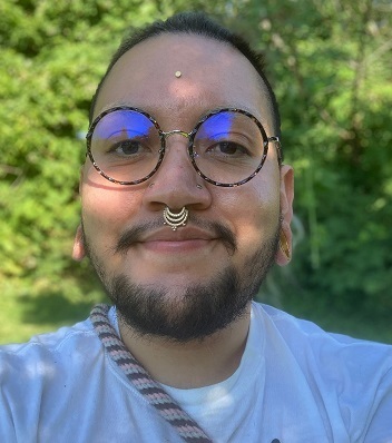 Ezra tapia