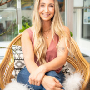 Dr. Casey Abernethy - Animal Chiropractor - Denver, CO